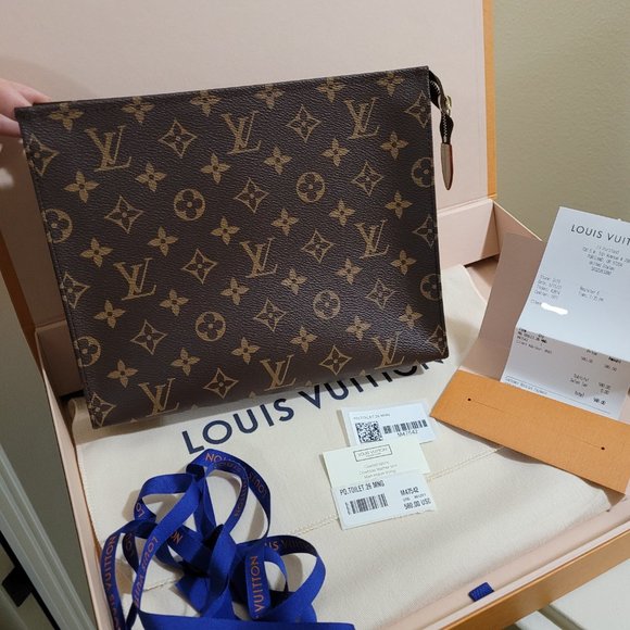 Authentic Brand New Louis Vuitton Toiletry 26 monogram canvas - full set - Picture 2 of 6